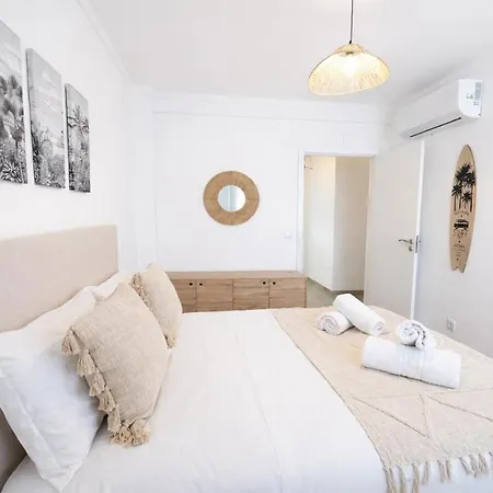 Cantinho Do Seculo - Sunny 2br Near Bus Station Nazaré